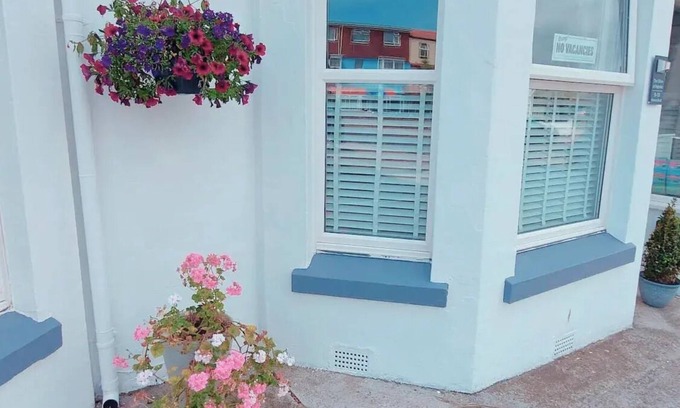 Paignton House | Guest Rated 9.8: The Clifton at Paignton with Breakfast