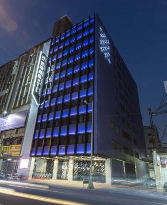 Central District Hotel | Discover The Cloud Hotel: A 4-Star Family-Friendly Retreat