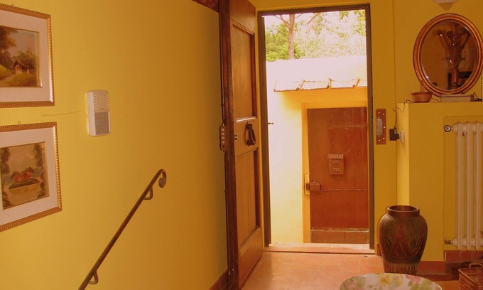 Mercatale Val di Pesa House | Discover the Colors of Chianti: Pet-Friendly Retreat Awaits