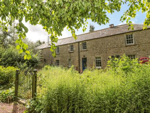 Duns House | Discover The Coach House: 4-Star Comfort Awaits You