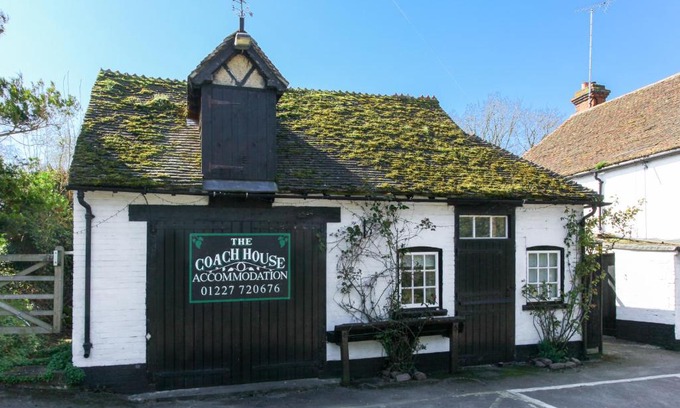 Patrixbourne House | Pet-Friendly Retreat at The Coach House in Canterbury