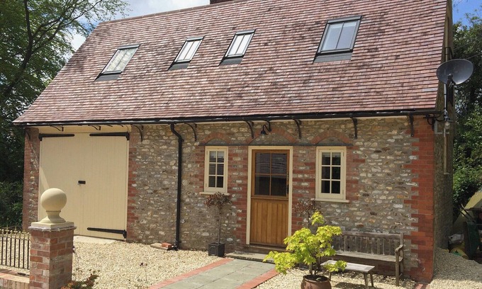 Buckland St Mary Cottage | Charming Two-Bedroom Cottage in the Blackdown Hills