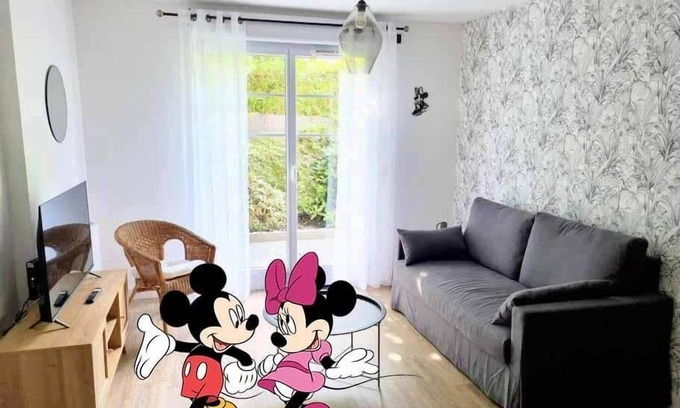 Montevrain Apartment | The Cocoon of the 2 Mice