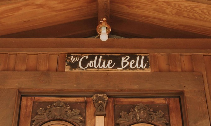 Lubbock Cottage | Pet-Friendly Retreat: The Collie Bell Standard Room