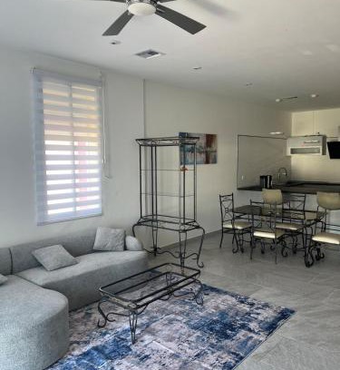 Vineyard Apartment | The Colorful Corner