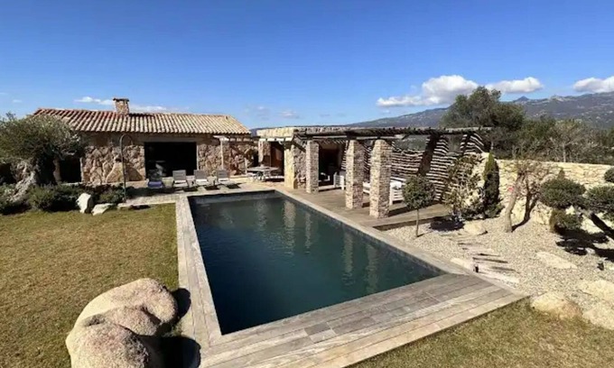 Figari Villa | Experience Villa Comfort with Hotel Amenities & Ocean Views
