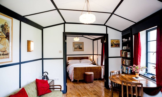 Walsingham Bed & Breakfast | Top-Rated Vegetarian B&B with Breakfast & Family Amenities