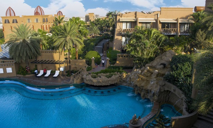 Pune Hotel | Relax at The Corinthians Resort & Club with Pool and Spa
