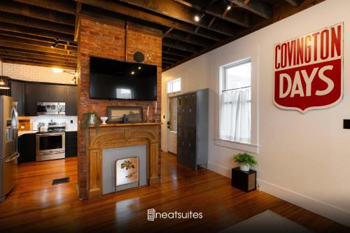 Covington House | Discover The Corner Brick House: Your Ideal Stay Awaits