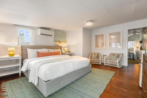 Key West Historic District House | THE CORNISH SUITE at Inn on Fleming Key West!