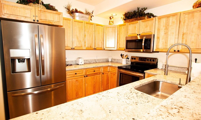 Warrior's Mark Condo | Experience The Corral at Breckenridge: Family-Friendly Retreat