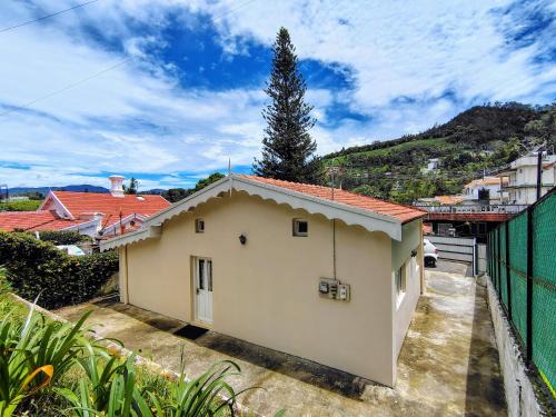 Coonoor House | Discover The Cosy Cottage: Child-Friendly Retreat Awaits
