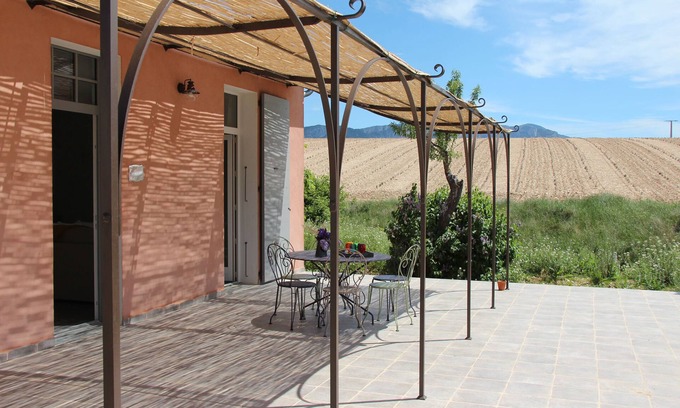 Moustiers-Sainte-Marie House | Top-Rated Cottages at The School: Family-Friendly Retreat