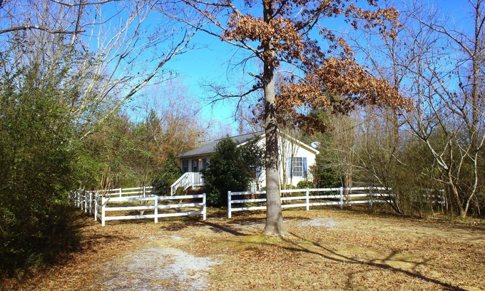 Cullman Cottage | Inviting Getaway at The Cottage At Meadowbrook - Guest Rated 9.8