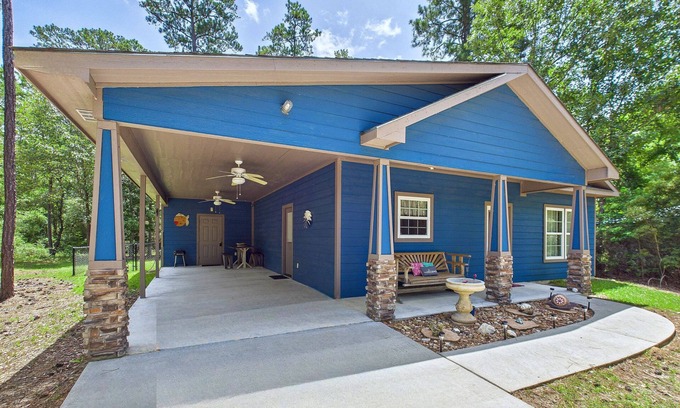 Brookeland House | The Cottage at Rayburn Country – Lake Days, Pineywoods Nights, and Reel Vibes