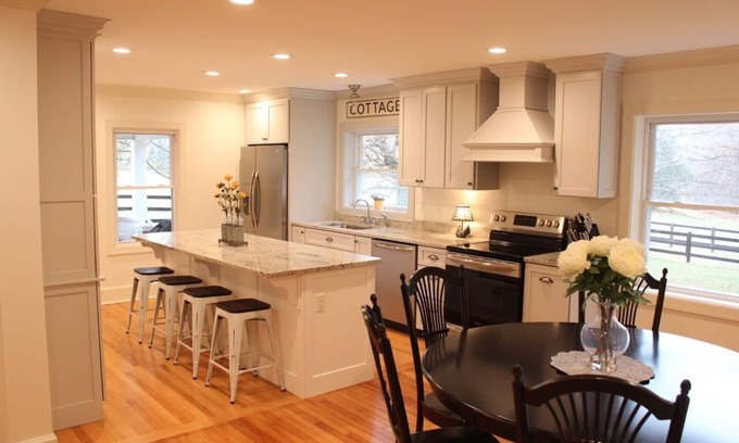 Campbellsville Cottage | Experience Relaxation at The Cottage At The Lake, KY