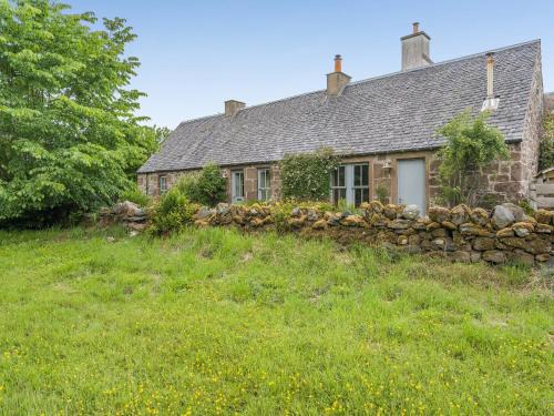 Murthly House | Welcoming The Cottage: A 4-Star Pet & Child-Friendly Retreat