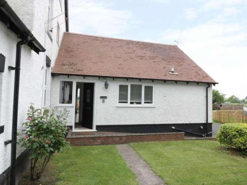 Grendon House | Inviting Cottage in Baxterley - A Home Away From Home