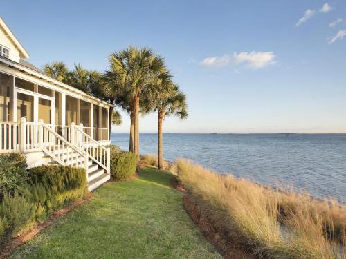 Charleston House | Scenic Cottages on Charleston Harbor with Ocean Views