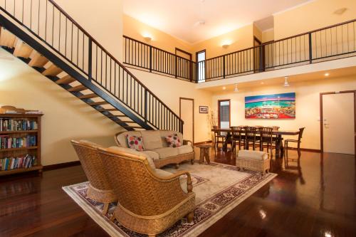 Broome Bed & Breakfast | Elegant Stay at The Courthouse Bed & Breakfast - 4 Stars
