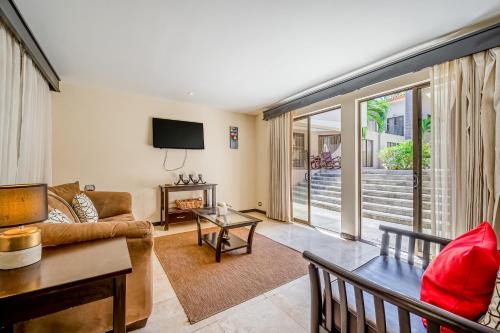 El Ocotal Apartment | Family-Friendly Getaway at The Cove #15 with Pool Access