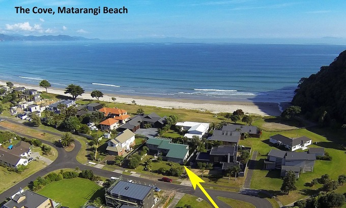 Matarangi House | Unforgettable Stays at The Cove Matarangi with Ocean Views
