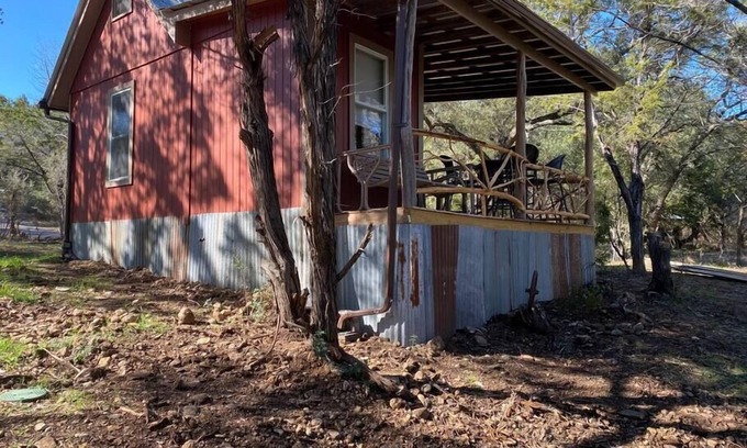 Marble Falls House | Top-Rated Cowboy Cabin at Hamilton Creek with Breakfast