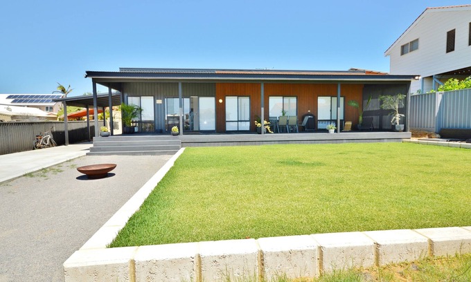 Kalbarri House | Guest Rated 10/10: The Crab Shack - Kalbarri, WA