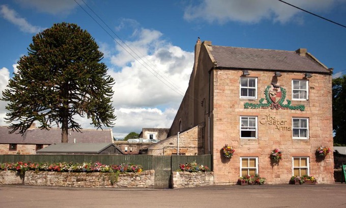 Beadnell Hotel | Experience The Craster Arms Hotel: Pet-Friendly Retreat in Beadnell