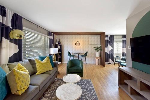 Lakeview House | Family-Friendly 3-Bedroom Home for an Unforgettable Stay