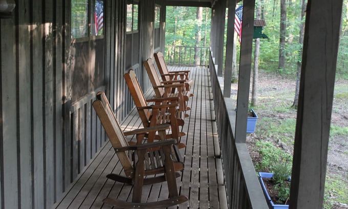 Wilburn House | Unforgettable Stay at The Creek House Heber - 10/10 Rated