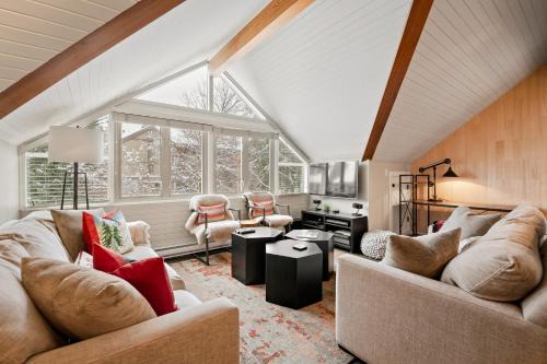 Whistler Village Apartment | Discover The Crest: Central Condo with Free Parking