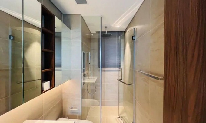 Ho Chi Minh City Apartment | Indulge in The Crest Lux: Bathtub with City Views