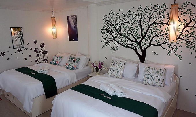 Oslob Bed & Breakfast | Discover The Cronin Residences by Cocotel for Families