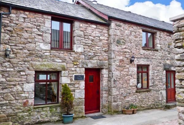 Urswick House | Family-Friendly Retreat at The Crook with High Guest Ratings