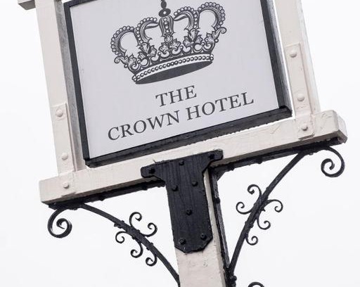 Alton Hotel | Budget-Friendly Stay at The Crown Hotel with Great Amenities
