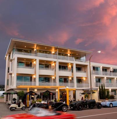 Ahuriri Hotel | Discover The Crown Hotel: 5-Star Oceanfront Retreat