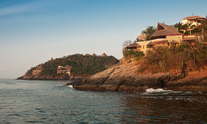 Zihuatanejo Villa | The Crown Jewel of Zihuatanejo: Breathtaking Views Await