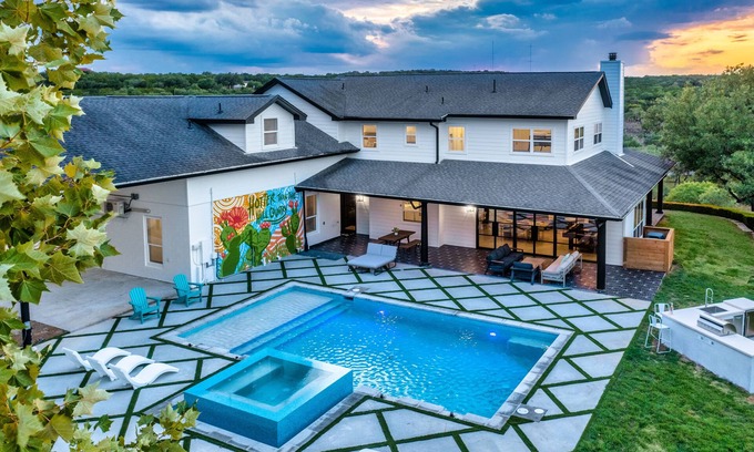 Austin House | Experience The Crown Jewel: Poolside Comfort for 40 Guests