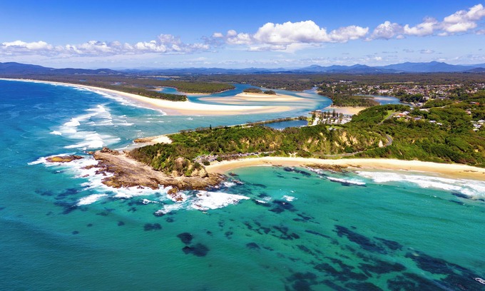 Nambucca Heads Hotel | Relax at The Cubana Resort Nambucca Heads with Pool & Spa