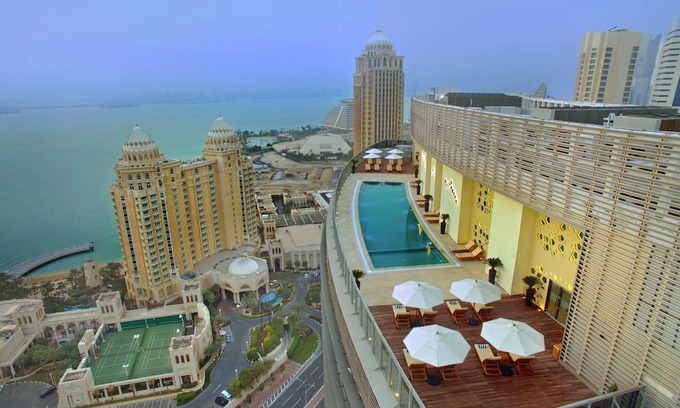 Diplomatic Area Hotel | Elegant Stay at The Curve Hotel with Pool & Kitchen Amenities