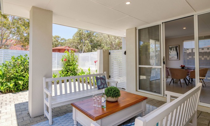 Connolly House | Discover The Cypress Sanctuary: A Parkside Family Retreat