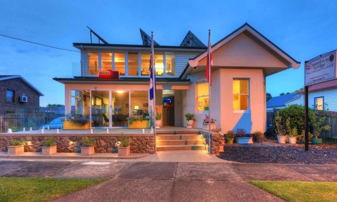 Devonport Hotel | Oceanfront Escape at The Dannebrog Lodge - Family Friendly