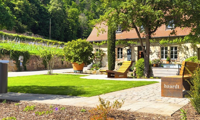 Neustadt-Haardt Apartment | Remarkable Stay in a Historic Monument with Great Amenities