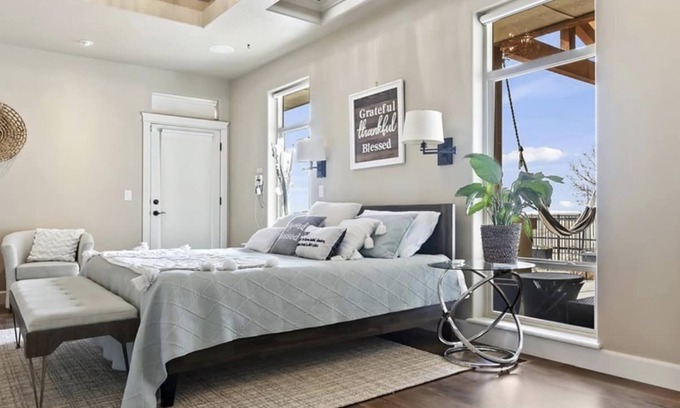 Kuna House | “The Desert Hideout” 4 Bedroom 3.5 bathroom