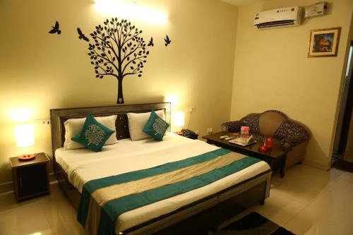 Sector 45 Hotel | Discover The Diamond Palace: Pet-Friendly Getaway Awaits