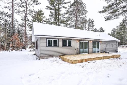 Manitowish Waters House | Pet-Friendly Getaway at The Dog & Pup House