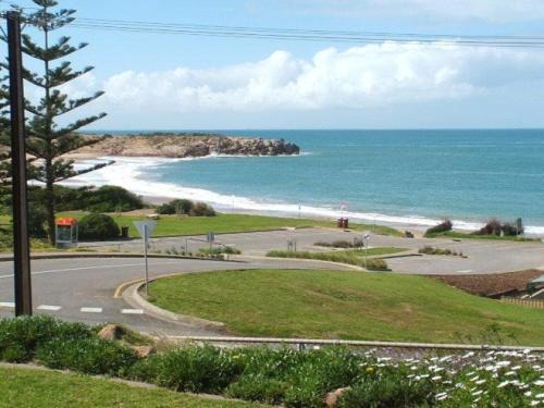 Port Elliot Apartment | Ocean View Retreat at The Dolphins in Port Elliot