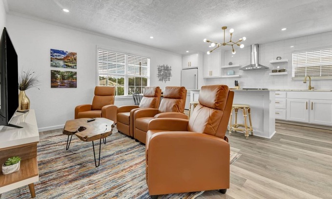 College Station Apartment | Cozy Dominion: 2 Bdrm with Kitchen near A&M