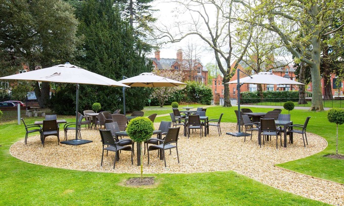 City Centre Hotel | Discover DoubleTree by Hilton Stratford-upon-Avon - 4-Star Retreat